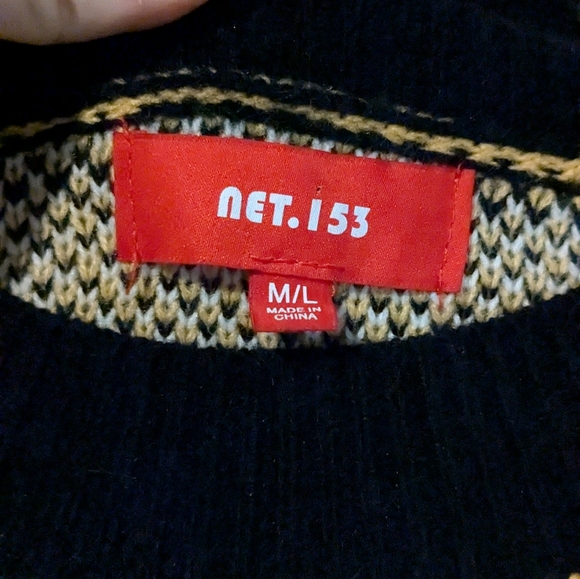 Sweater - Picture 3 of 3